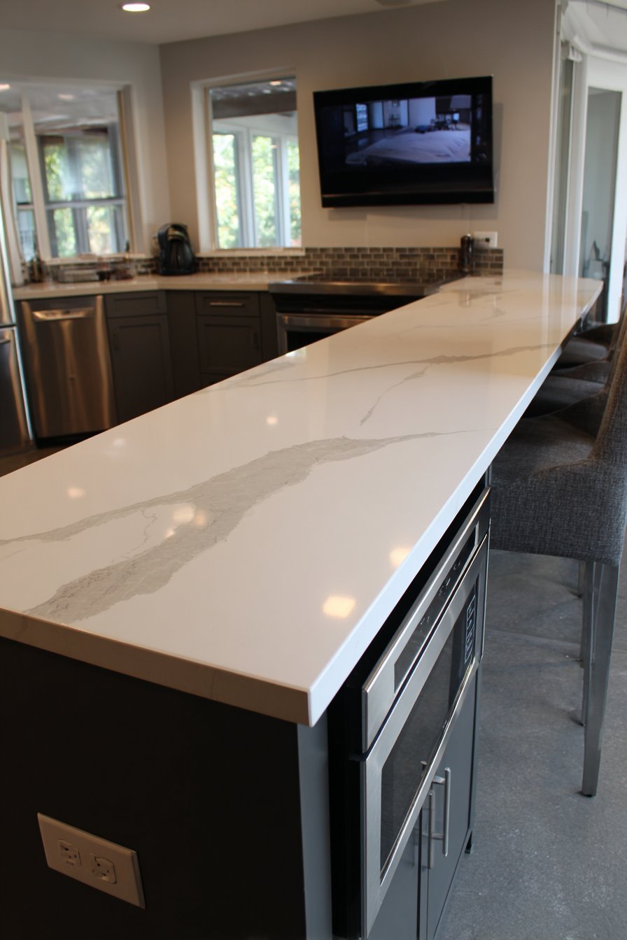 Two-Tone Charcoal and Pewter Design