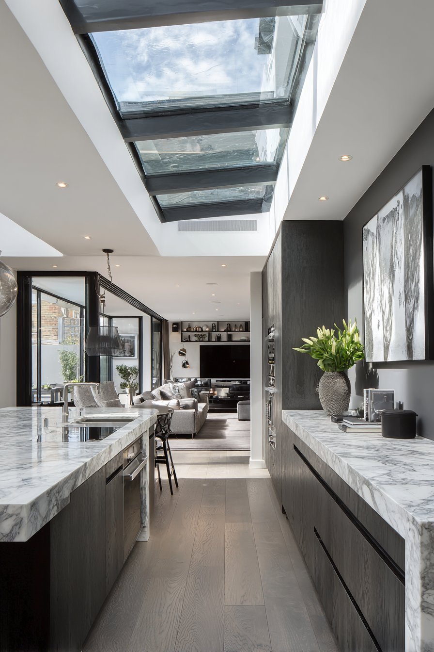 Open-Plan Living with Charcoal Continuity