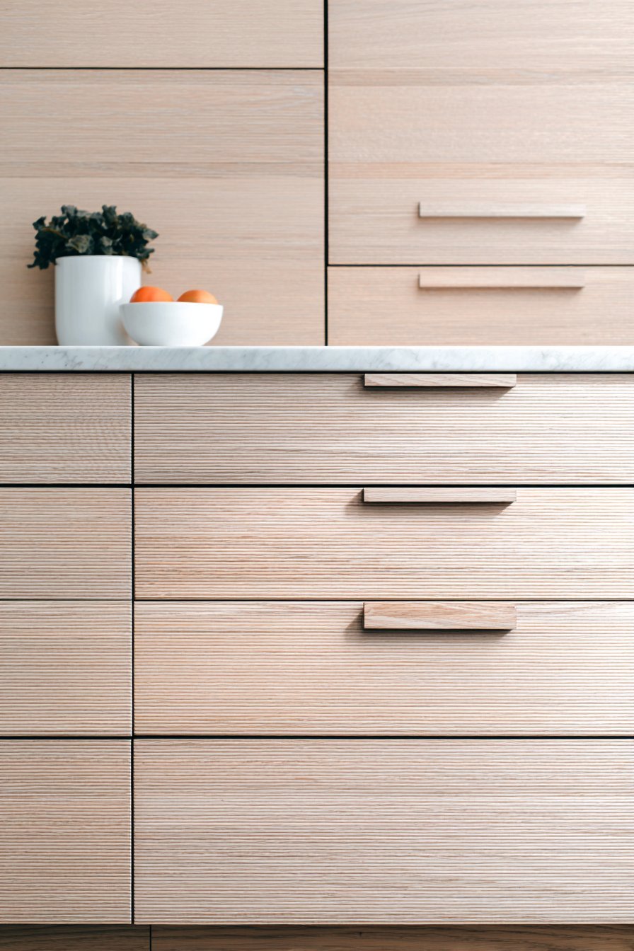 Minimalist Horizontal Grain Installation