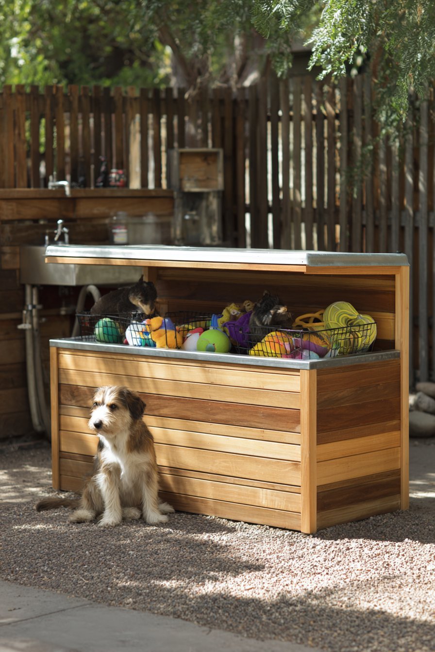 Organized Storage and Wash Station