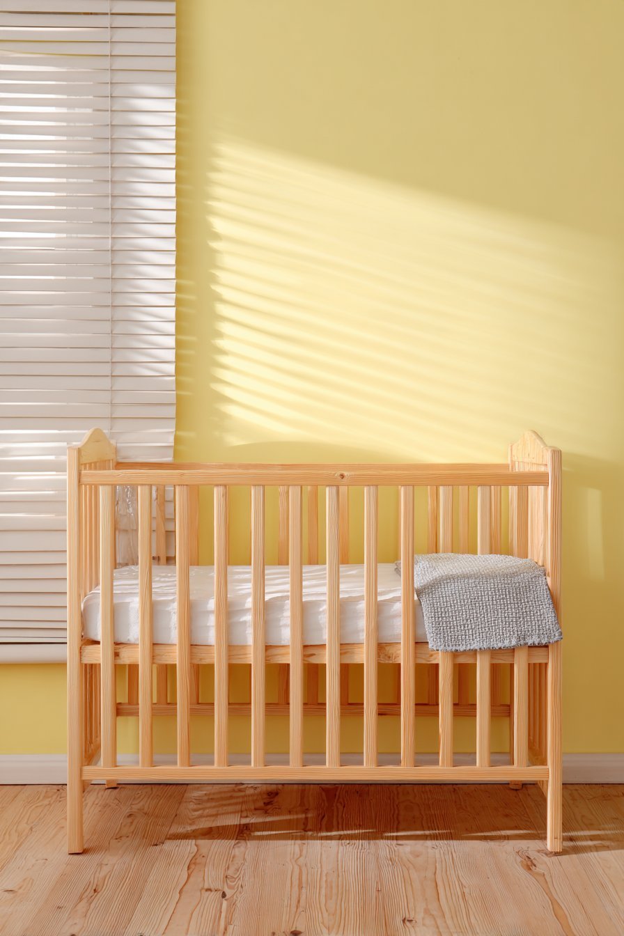 Natural Wood Crib Warmth and Safety