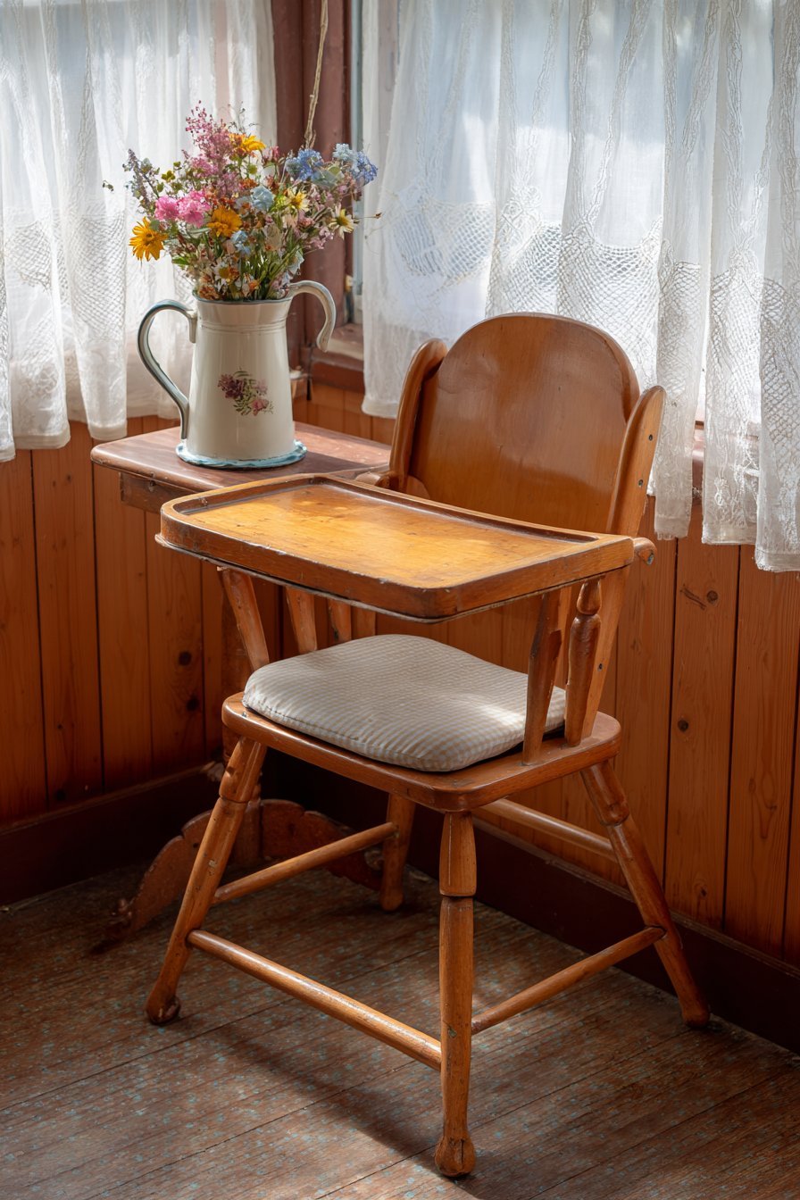Vintage High Chair Feature