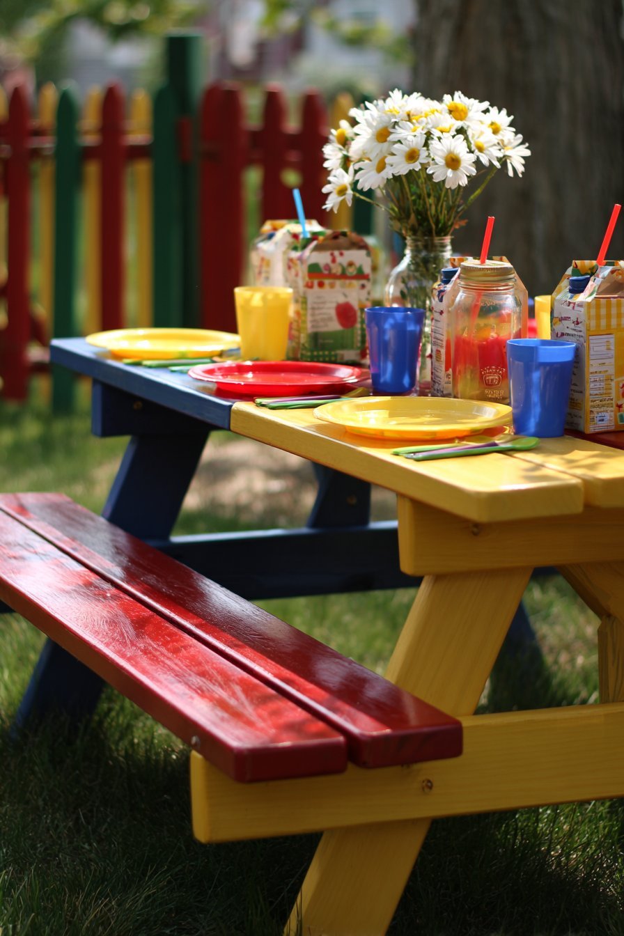 Fun Kids' Table
