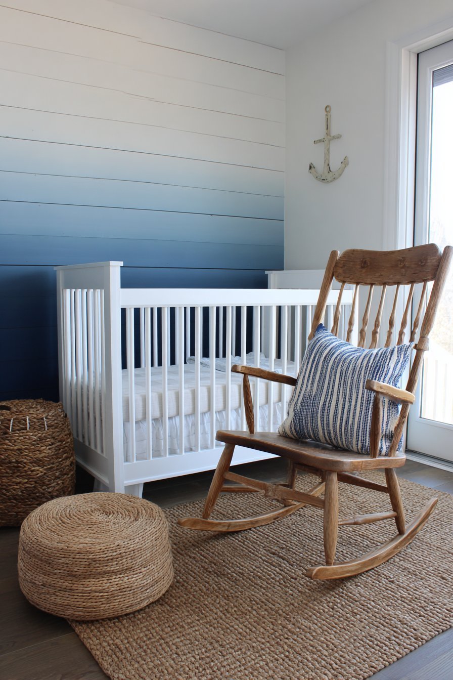 Coastal Ombre Blue Horizontal Planking