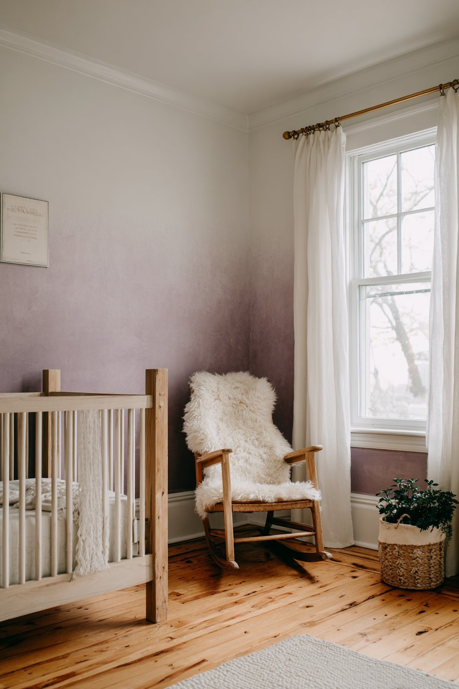 Serene Lavender to Cream Gradient